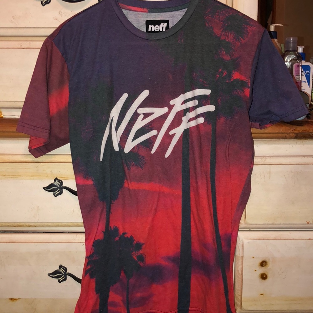 Neff tee